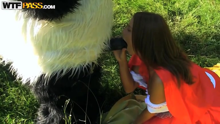 Fun outdoor xxx sex play based on fairy tales