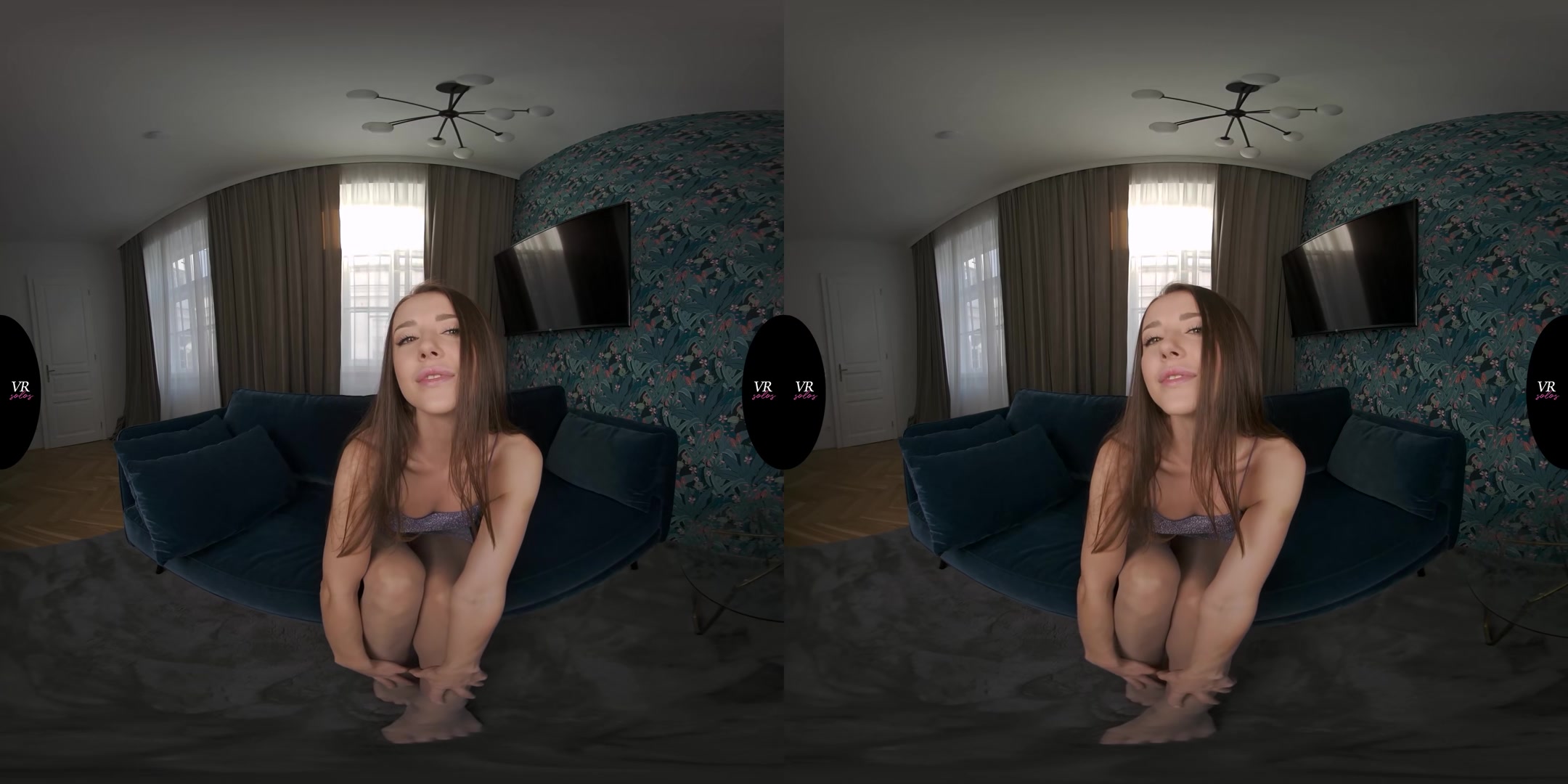 Gorgeous Sybil Enjoys Her Glass Dildo - VRsolos
