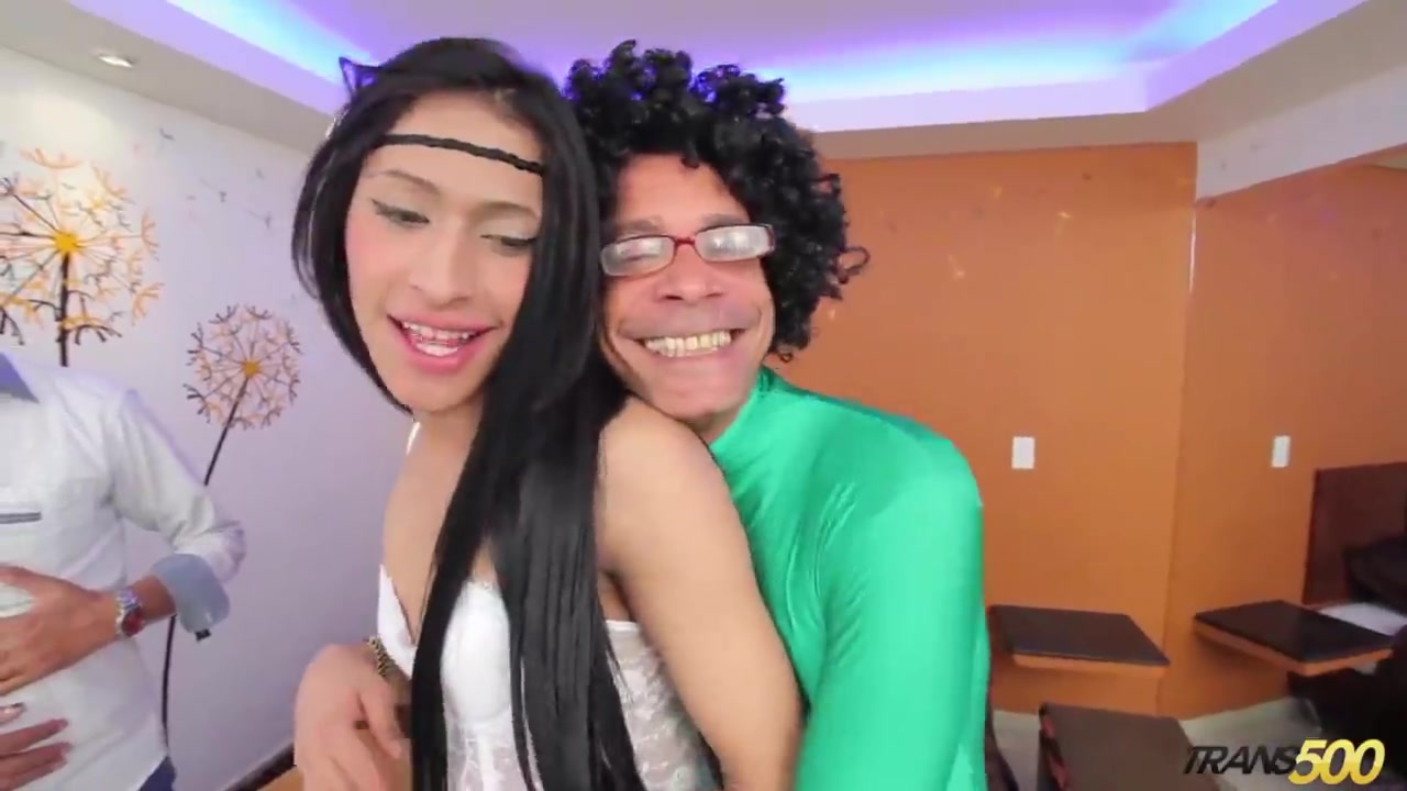 Super Ramon Bangs Shemale teen 18+