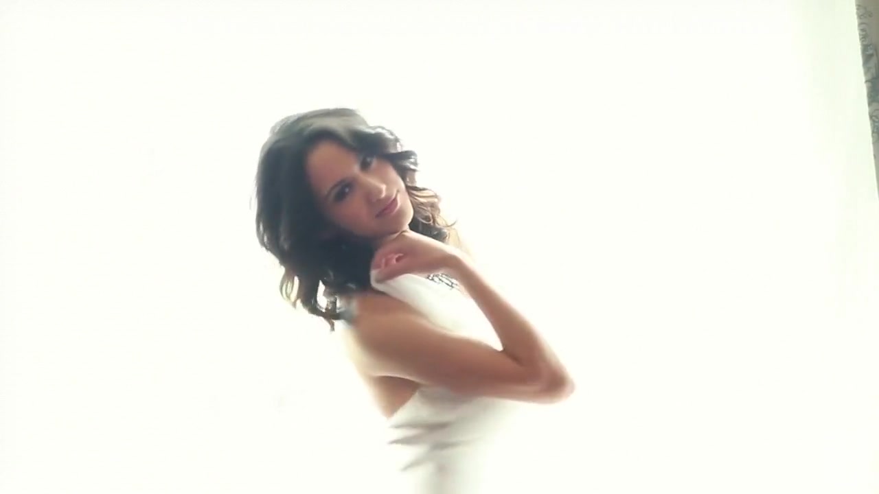 Samantha Leon posing for Playboy