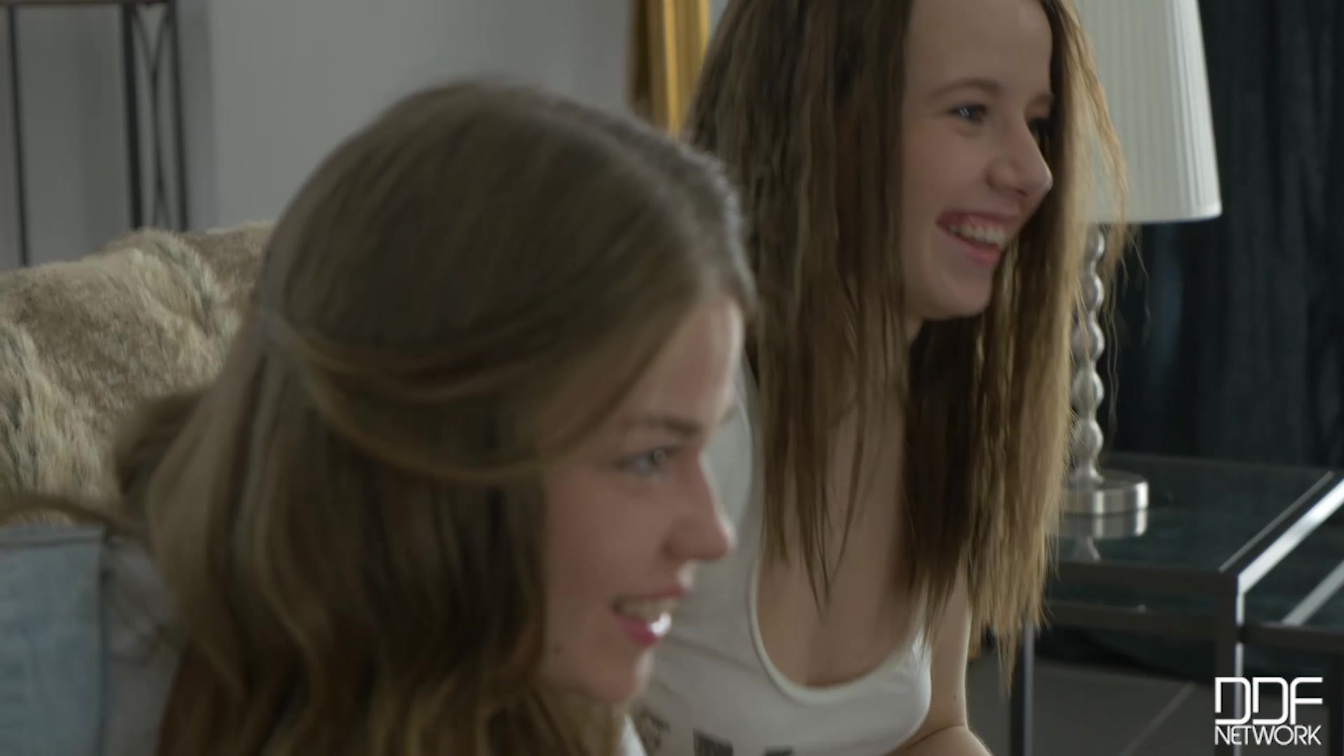 Pussy Licking Sex Kittens - teen 18+ Lesbian Play Date - PornWorld