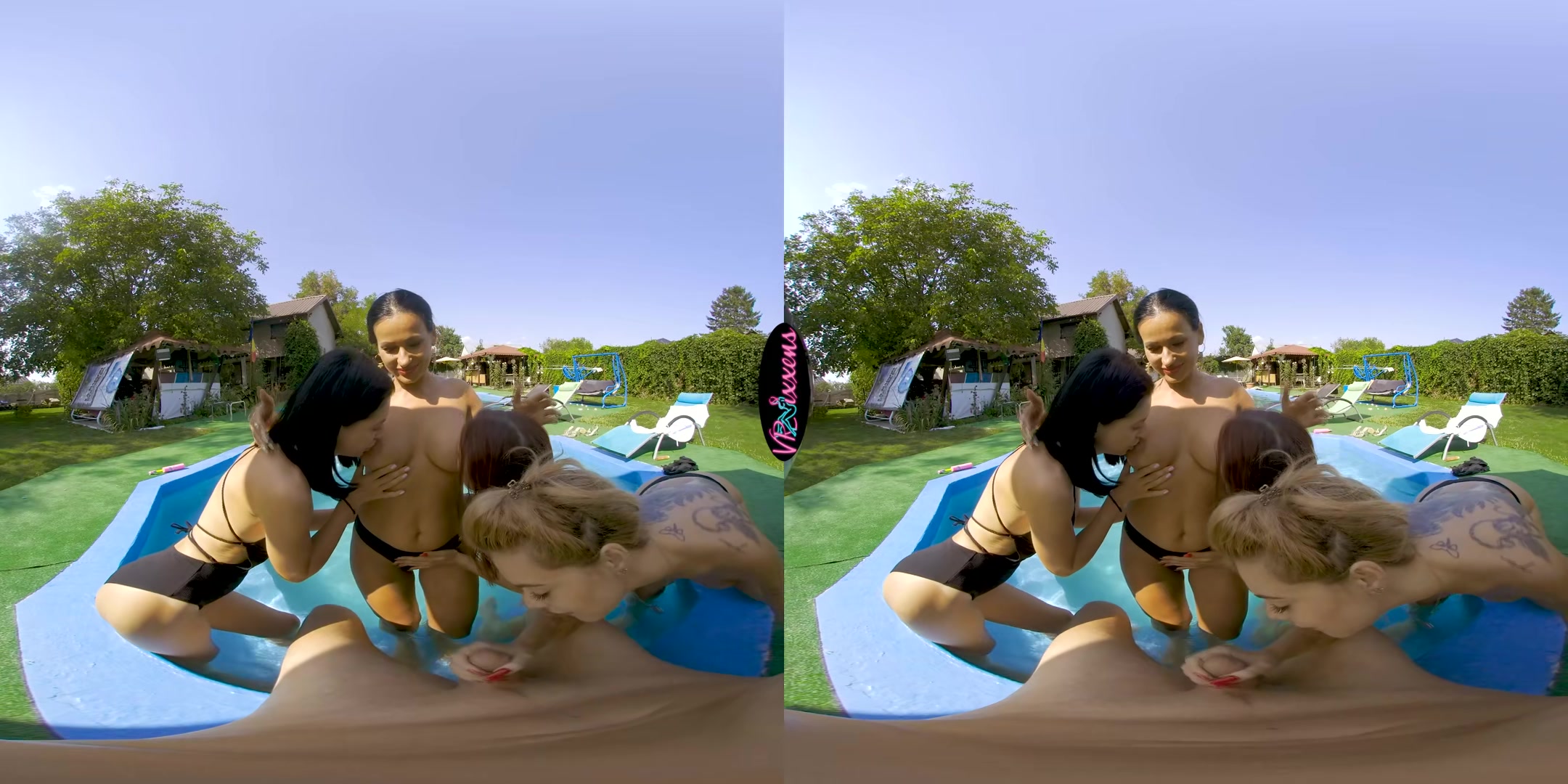 Foursome By The Pool - VRixxens