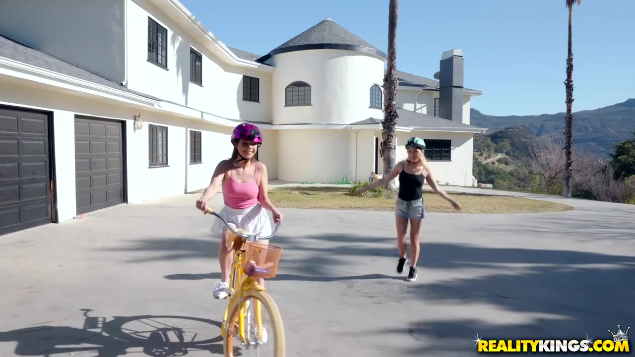 Horny Riders - RealityKings with Carter Cruise, Penelope Reed, Aiden Ashley