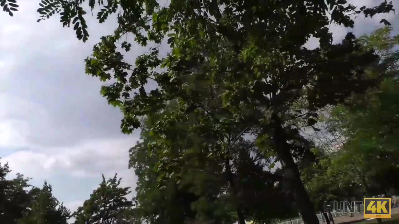 HUNT4K. Poor dude watches sexy girlfriend cheating on him for cash