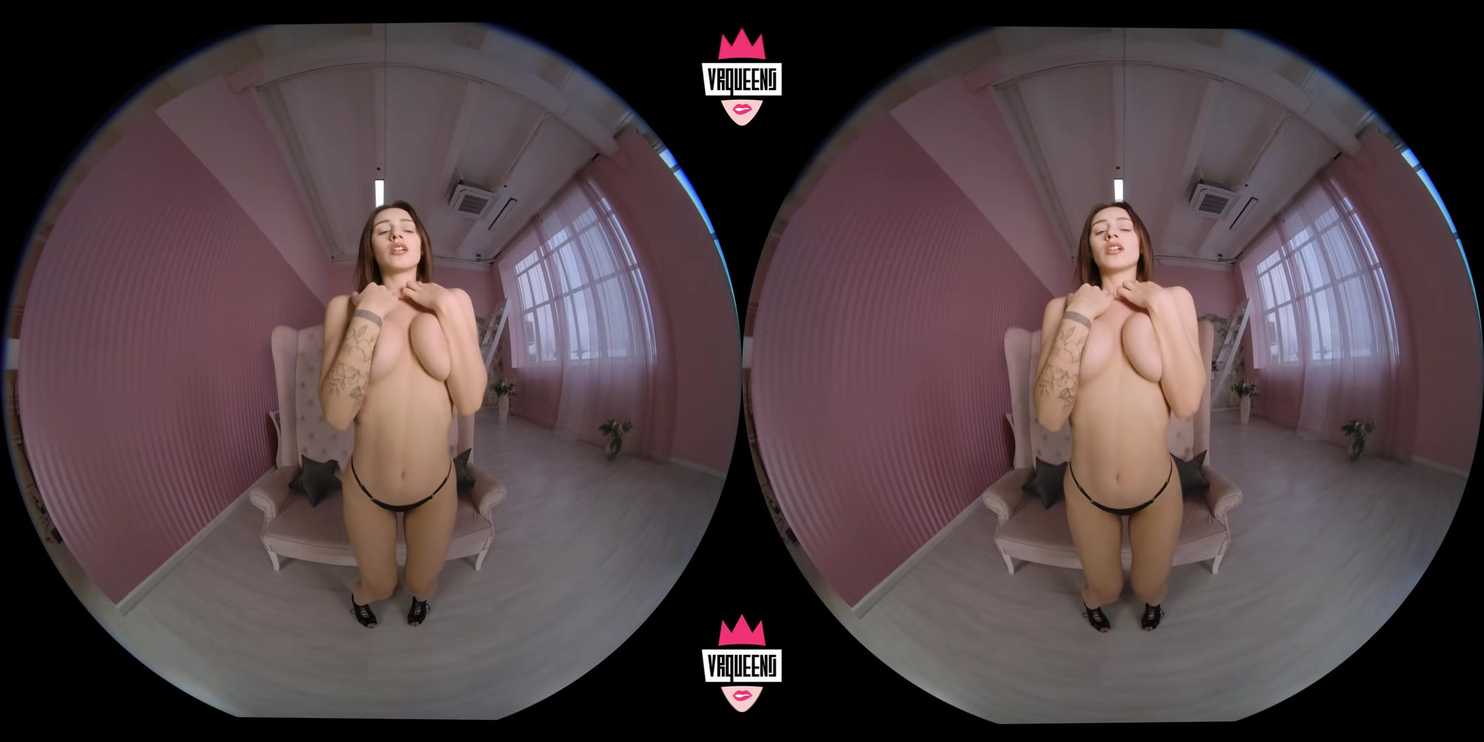 She Is Back For You - Vr Queens