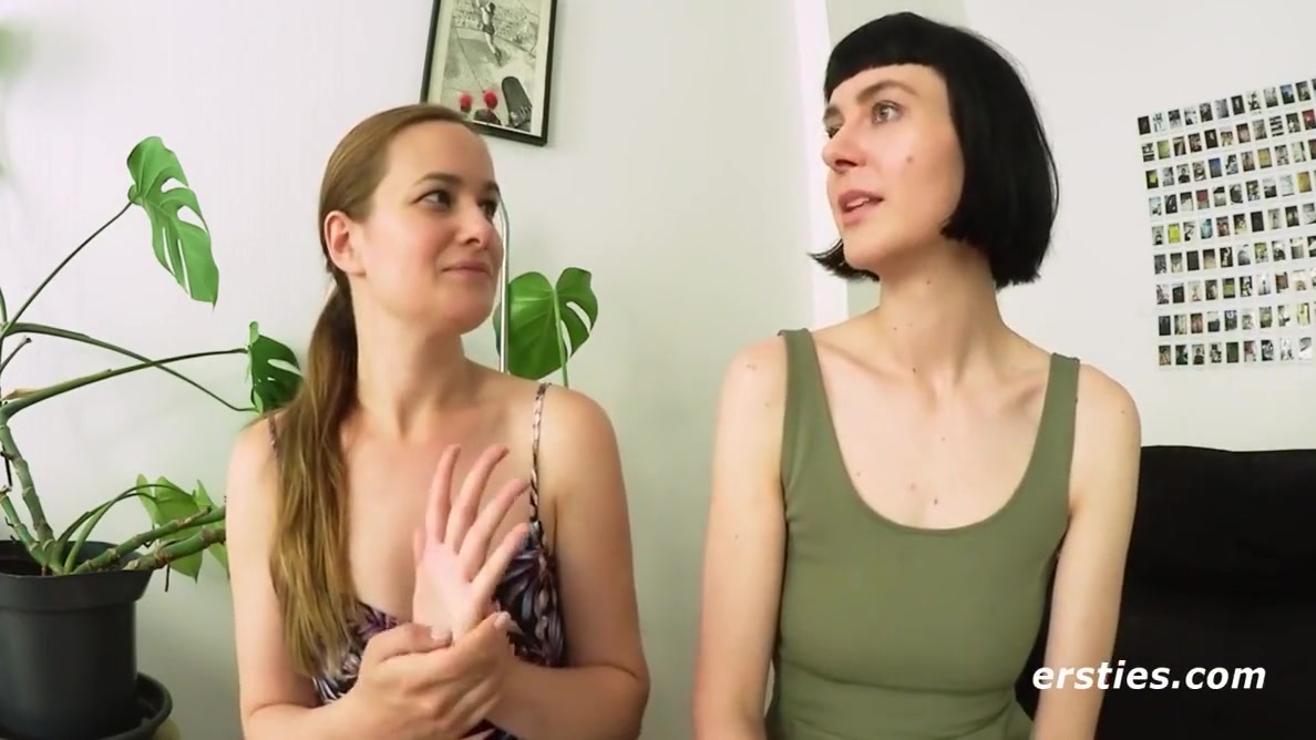 Sexy Babes Have Sex In Public Places
