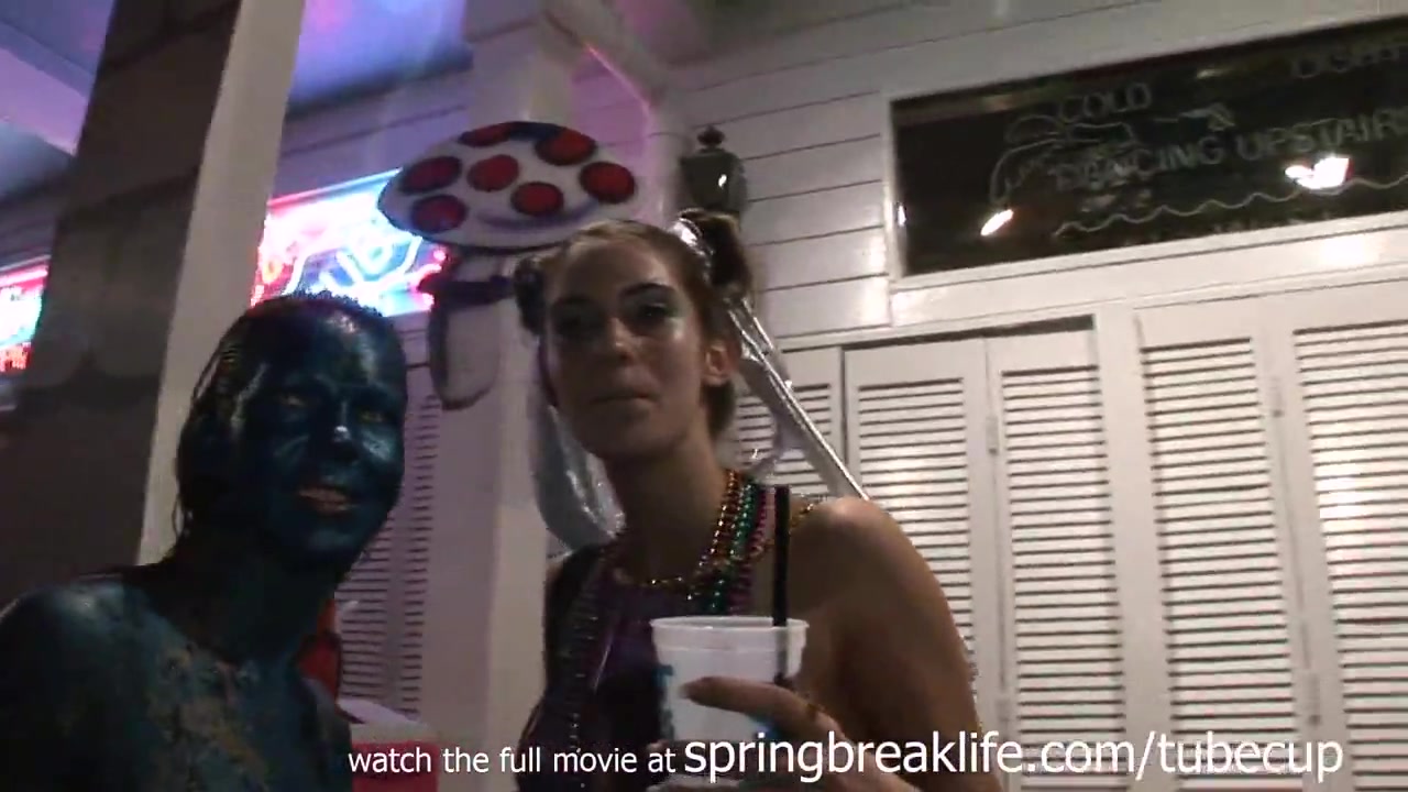 SpringBreakLife Video: Drunks Partyin In The Street