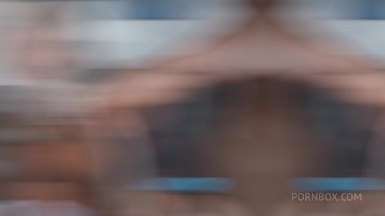 Freya Dee Perfect Ten Body Stripper - PissVids