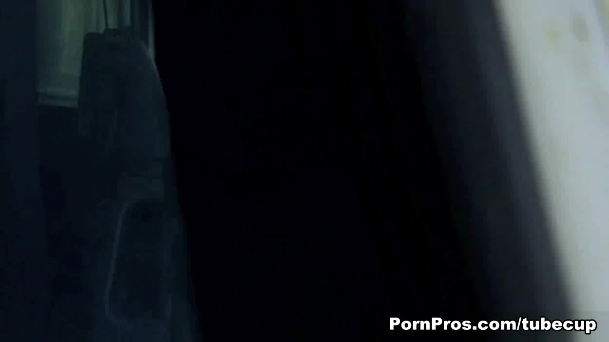 Awesome Exhibitionist Couple Make Public Sex Tape - PornPros