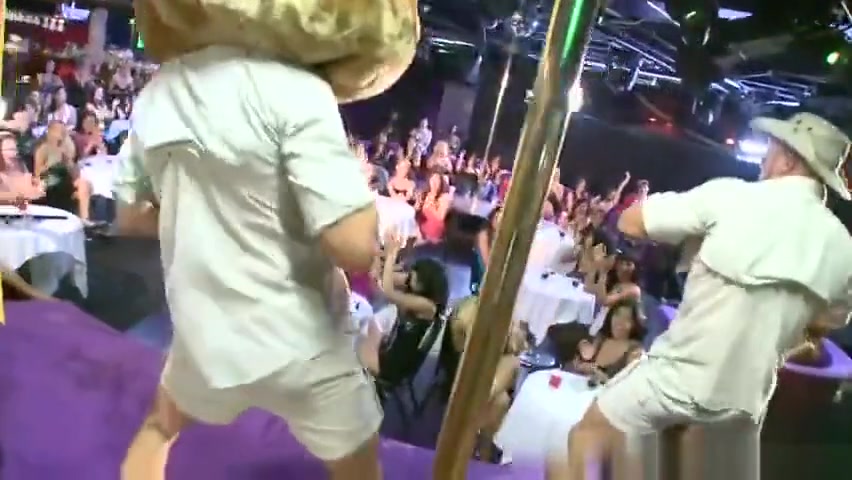 Juicy ginger latina hussy getting a cum blast on her face