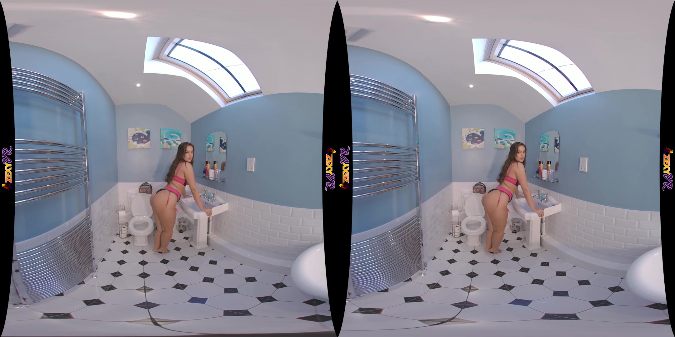 Bathe With Me Pt:1 featuring Frankie L - ZexyVR