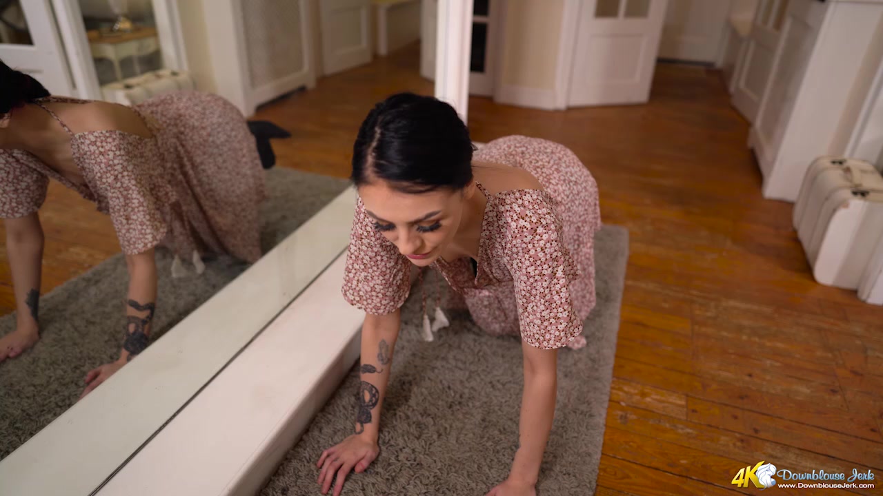Unfaithful Wank - DownblouseJerk