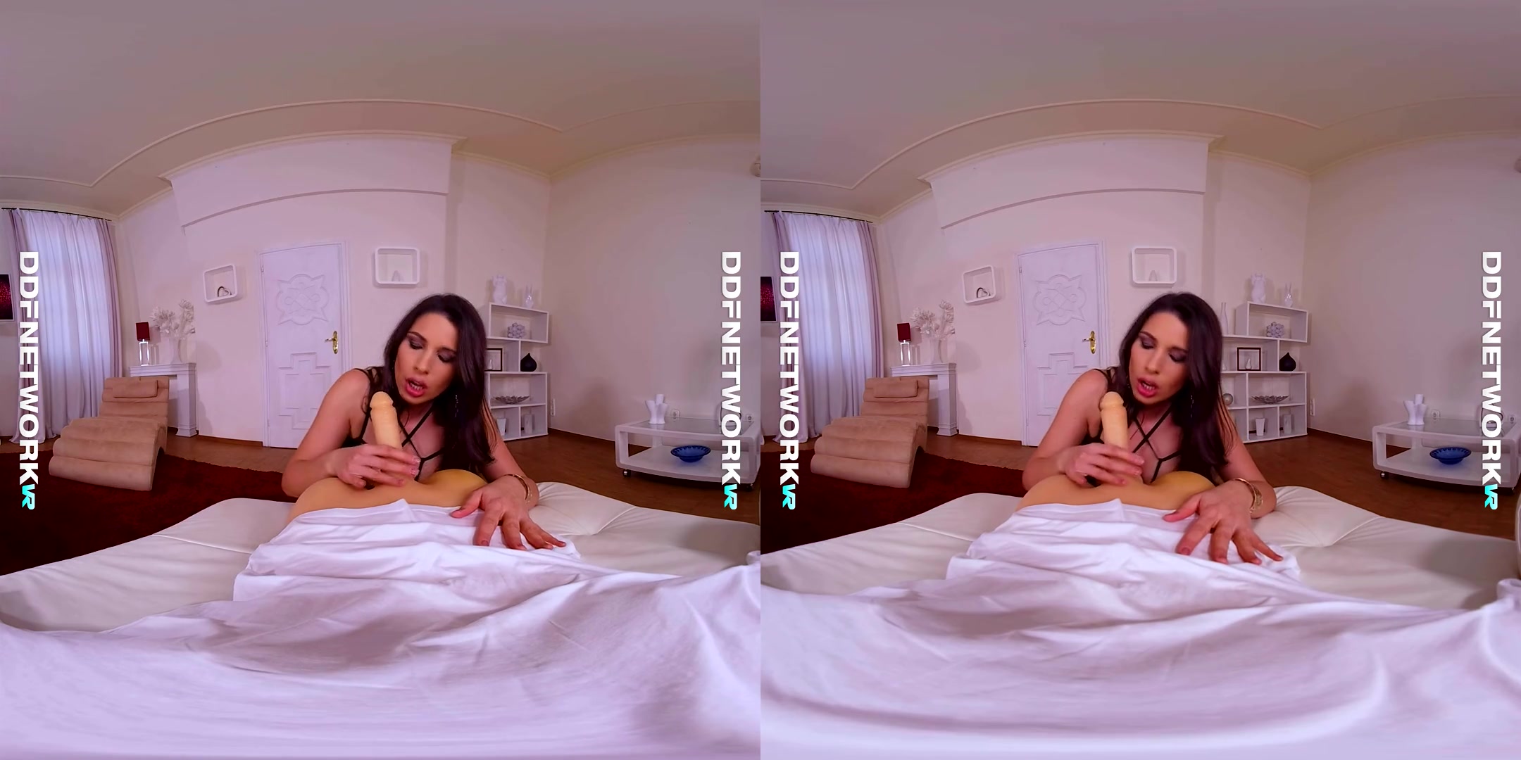 Zafira in Zafira POV Experience - DDFNetworkVR
