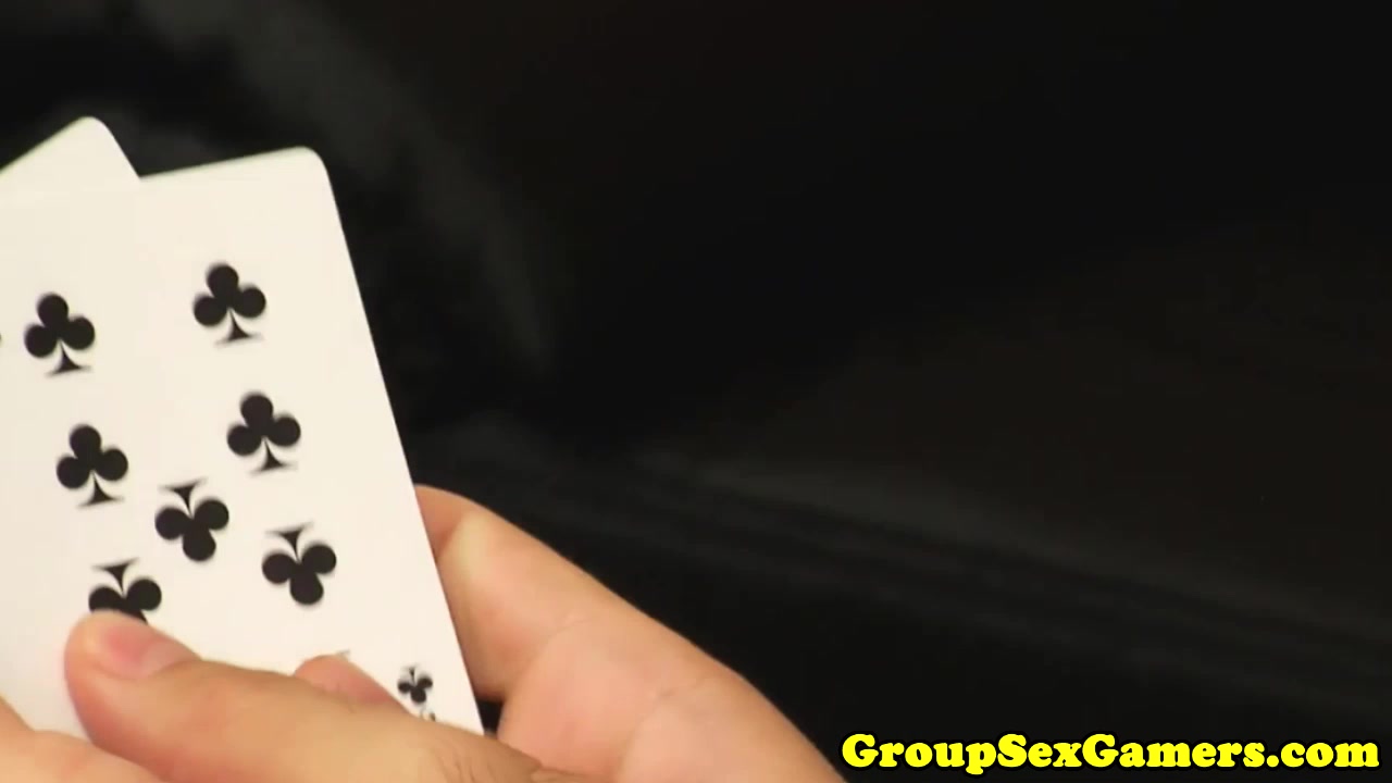 Real amateur in couple creampied after riding dick