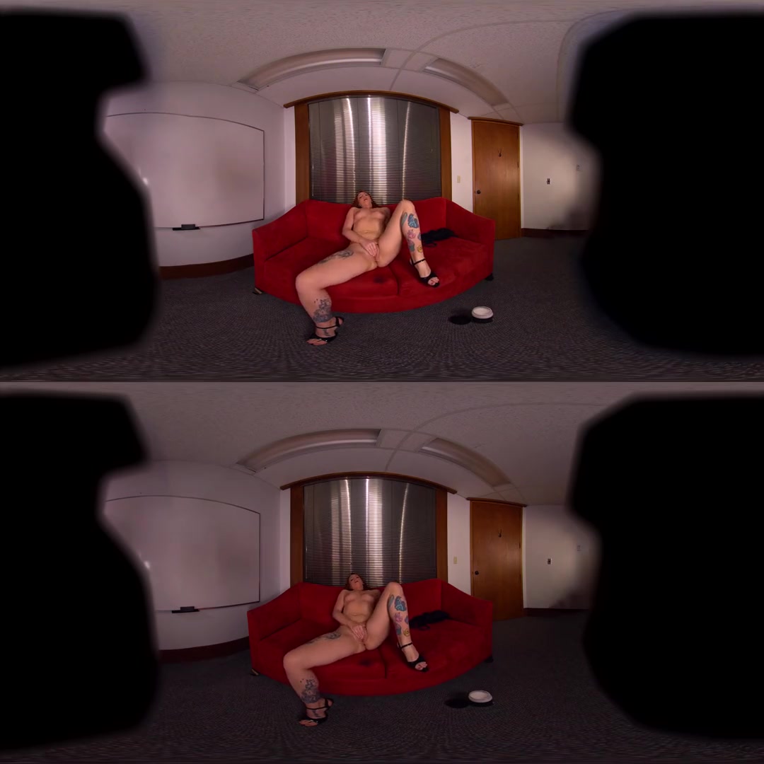Scarlett Moore in The Scarlet Cover Letter - HoloGirlsVR