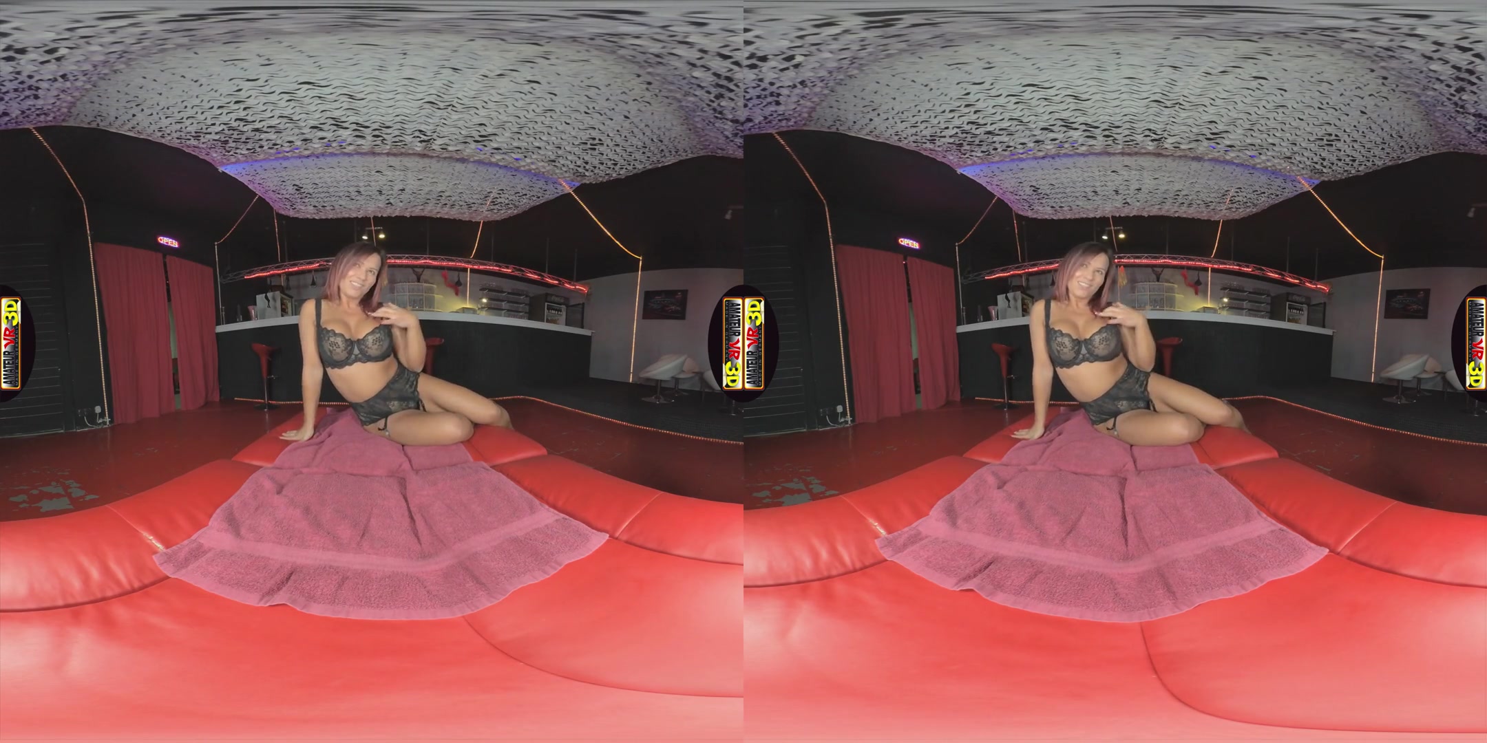Eva - International Wet Pussy Show; Chubby Big Tits Amateur Solo