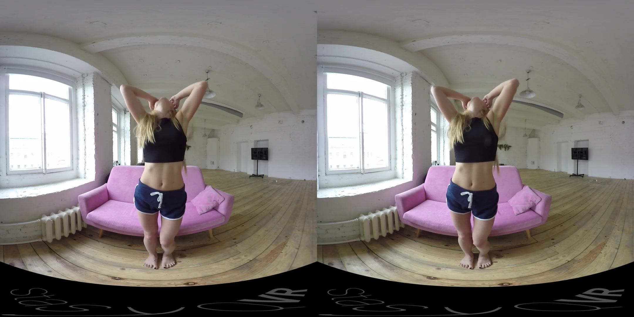 Tight Blonde Morning Striptease - StasyQVR