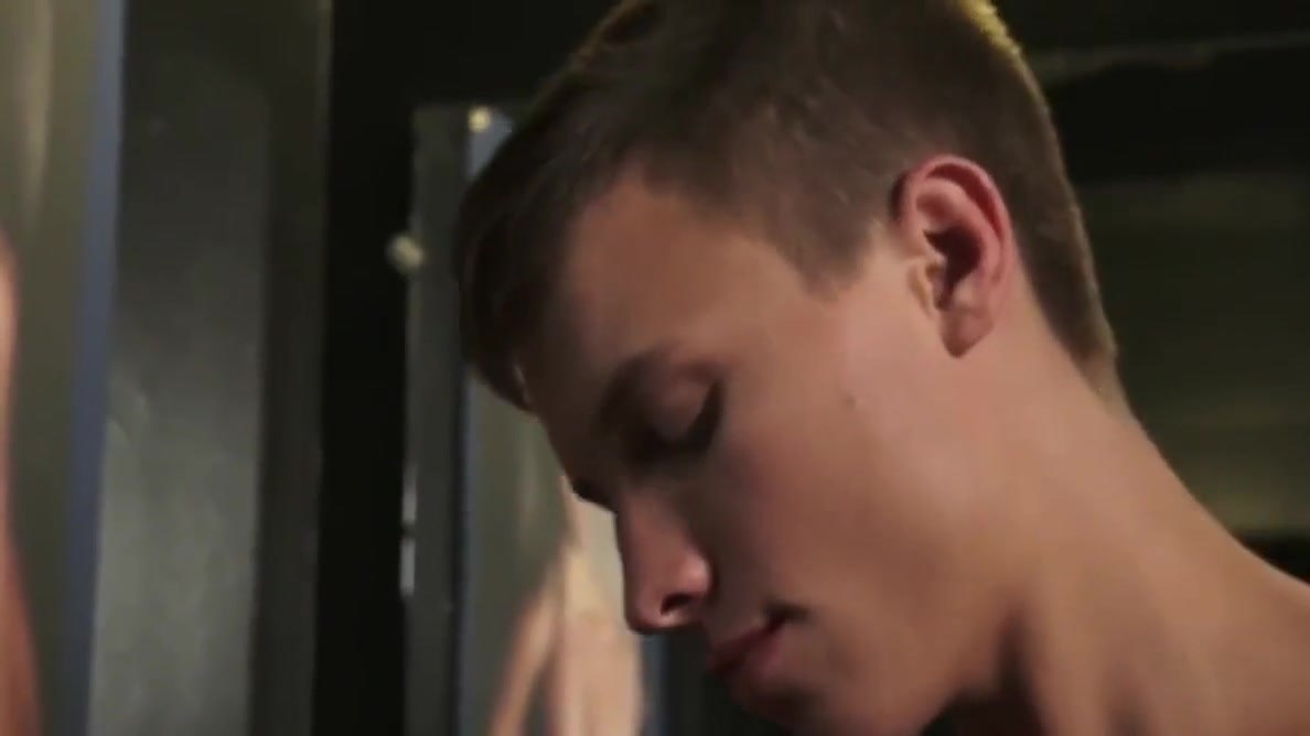 The Changing Room Hd