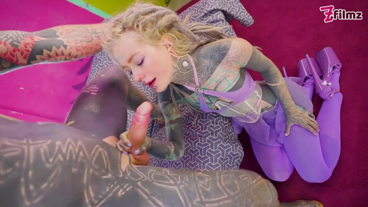 Slim Tattooed Hippie In High Heels Gets Anal Fucked And Gapes Her Ass For Load Of Cum