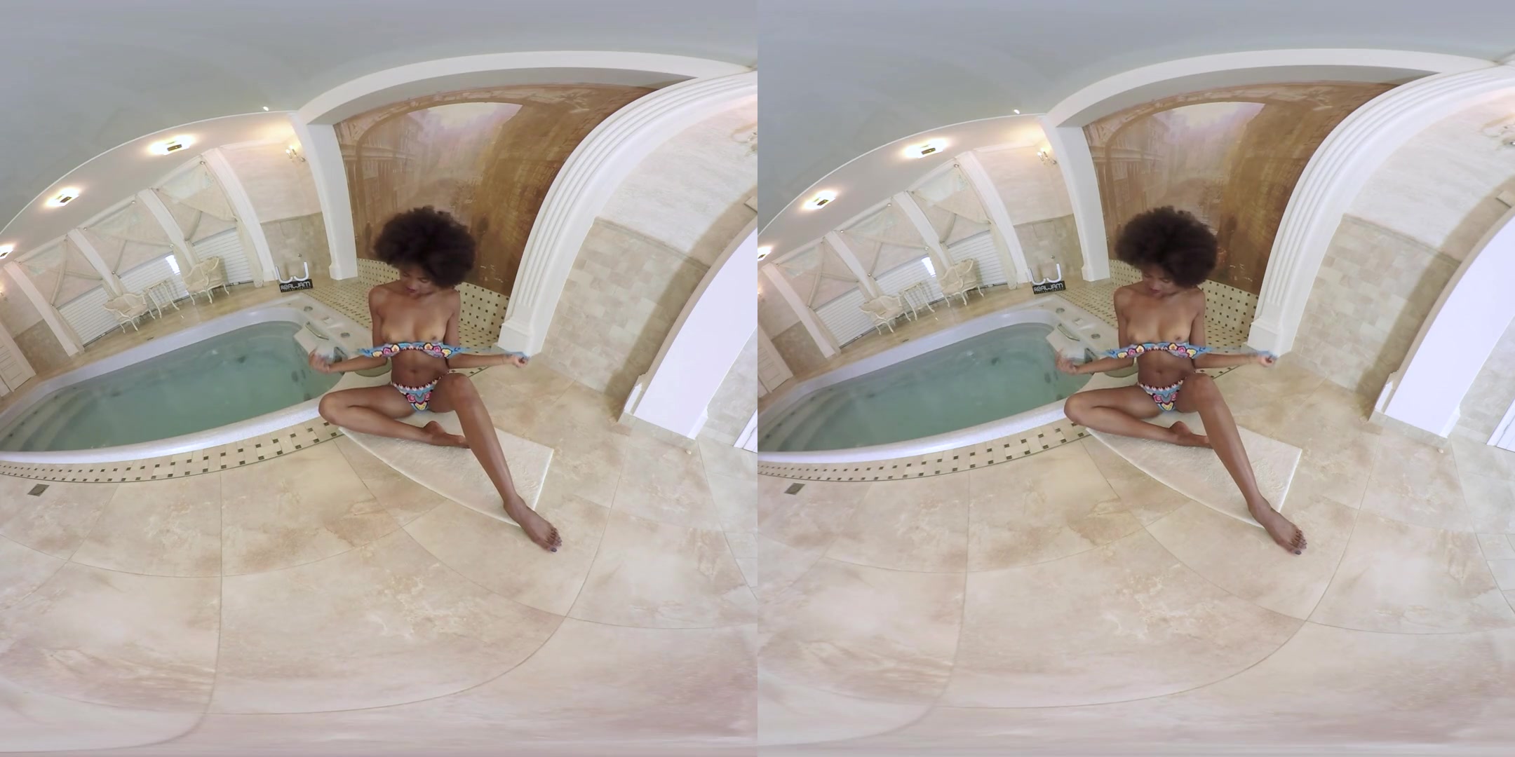 Luna Corazon in Luna Plays at Spa - RealJamVR