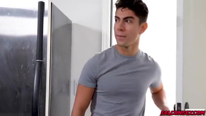 Barebacking Hairless Hole Of - Alfonso Osnaya And Roman Todd
