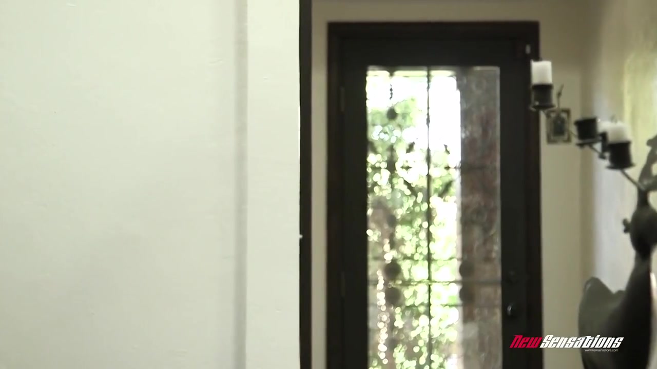 Dee Williams And Steve Holmes In Dee Has A Confession To Make