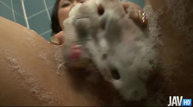 スレンダーギャル加藤はるなの潮吹きプレイ