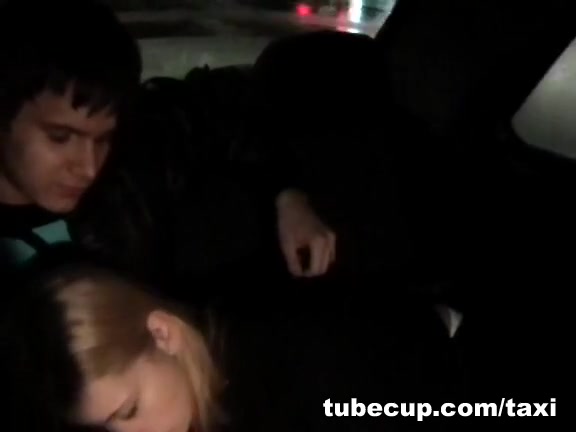 Raunchy fucking on the taxi back seat