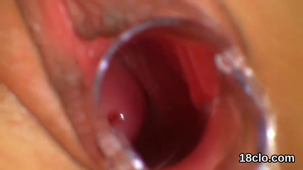 Fervent teen 18+ Is Stretching Yummy Slit In Close Range An