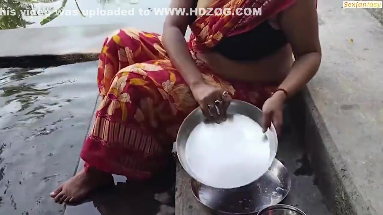 Devar Bhabhi - Devar Ne Bhabhi Ko Jabardasti Choda Jab Wo Naha Rahi Thi