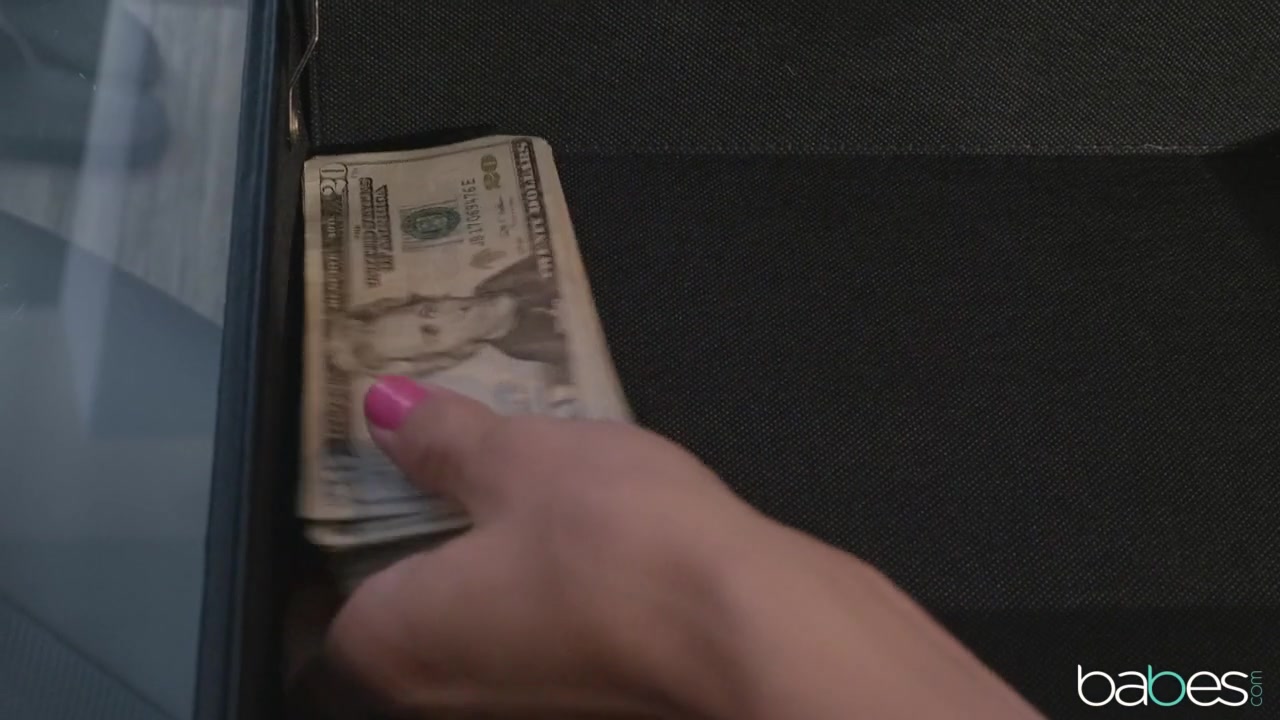 Tara Ashley & Jax Slayher in Top Woman - BlackIsBetter