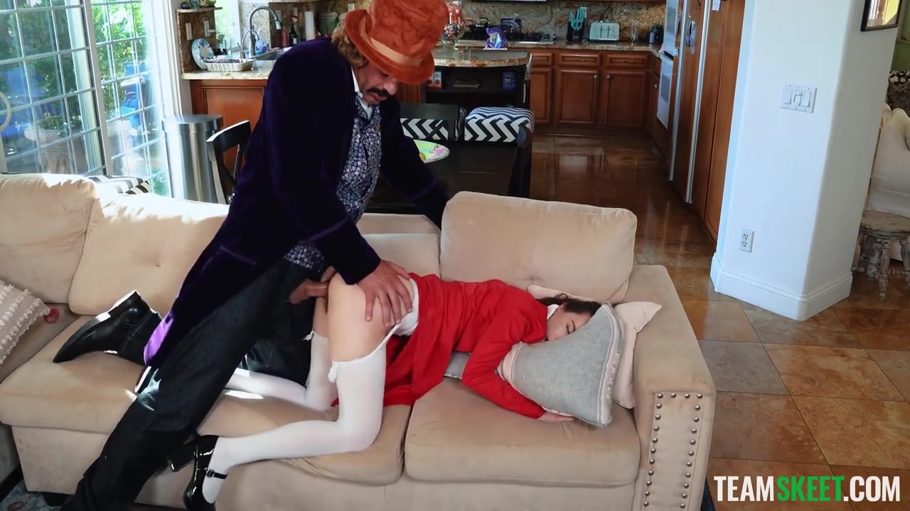 Sia Wood & Charles Dera in Willy Wonka and The Sex Factory - ExxxtraSmall