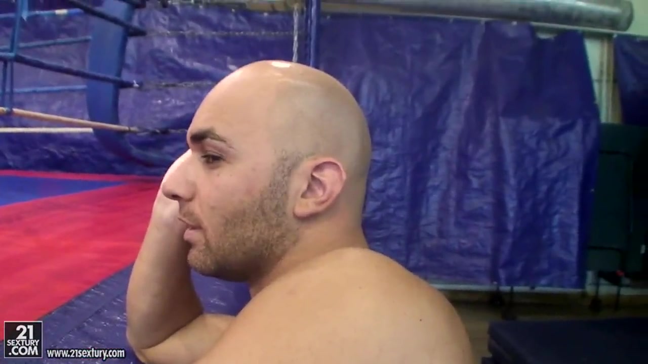 Tigerr Benson gets ready to fight with a hot slut