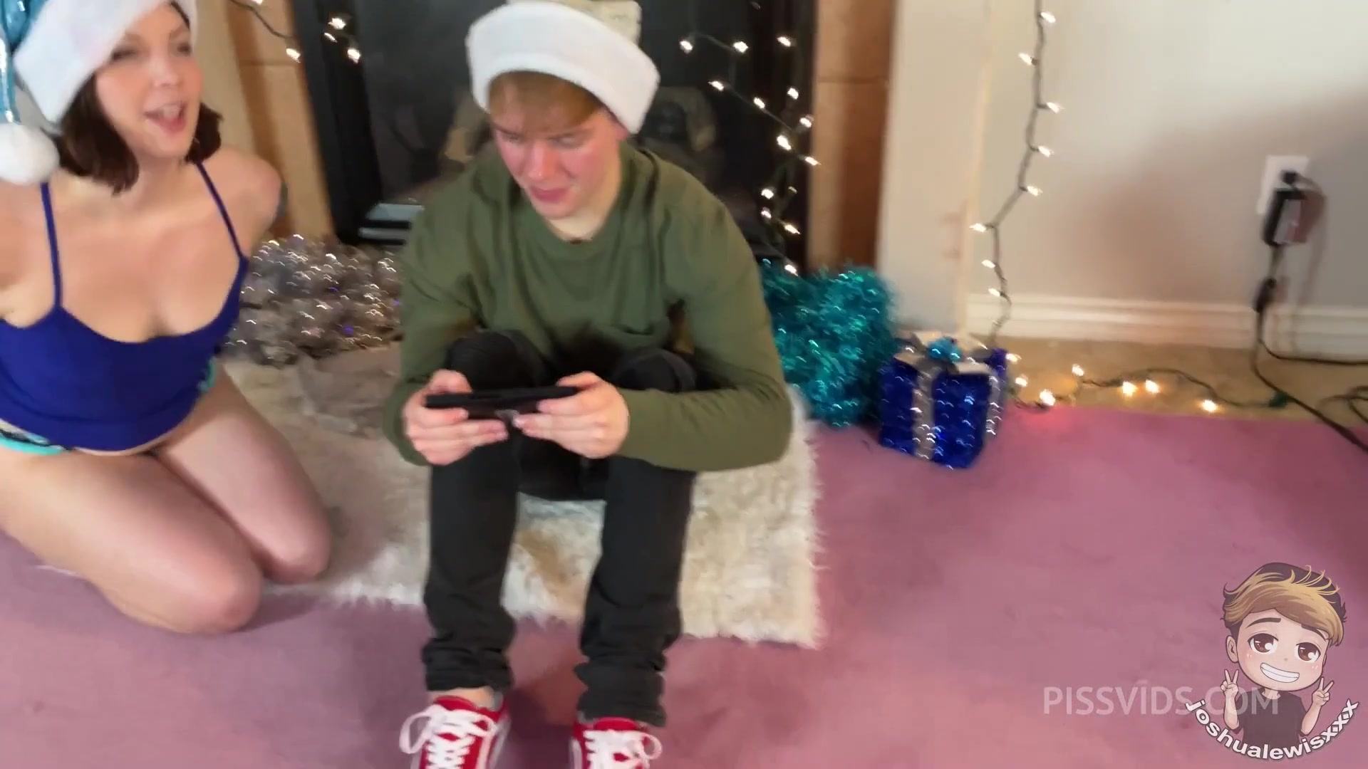 Step Sister Riley Daniels Surprised With Cock For Christmas - PissVids