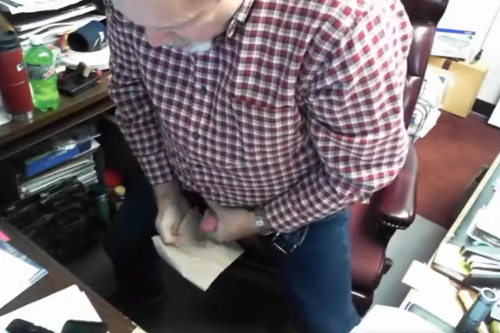Step daddy Cums On Cam