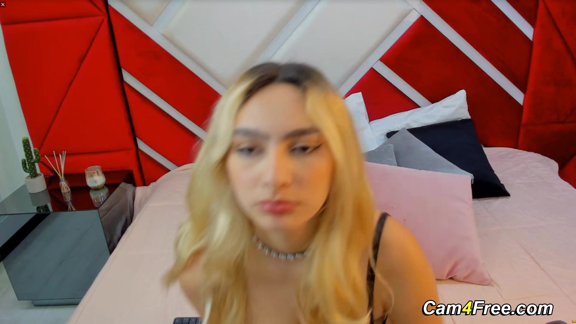 Hot Blonde Latina Babe Rubs With Her Pussy