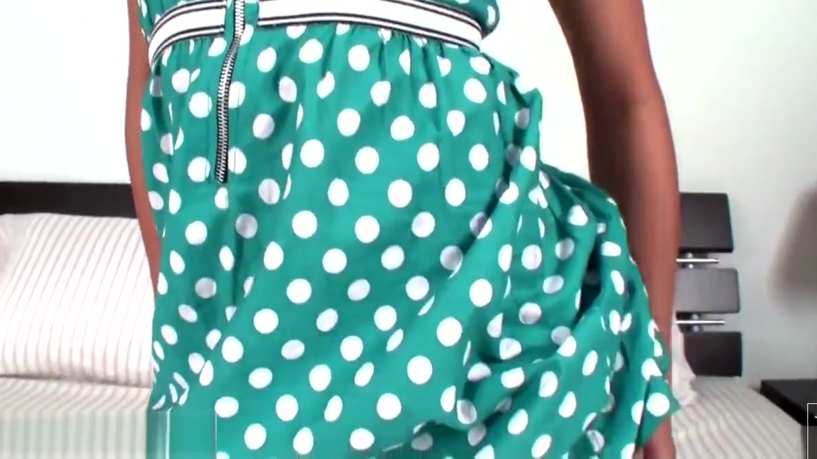 Redhead femboy in polka dot dress masturbates till cumshot