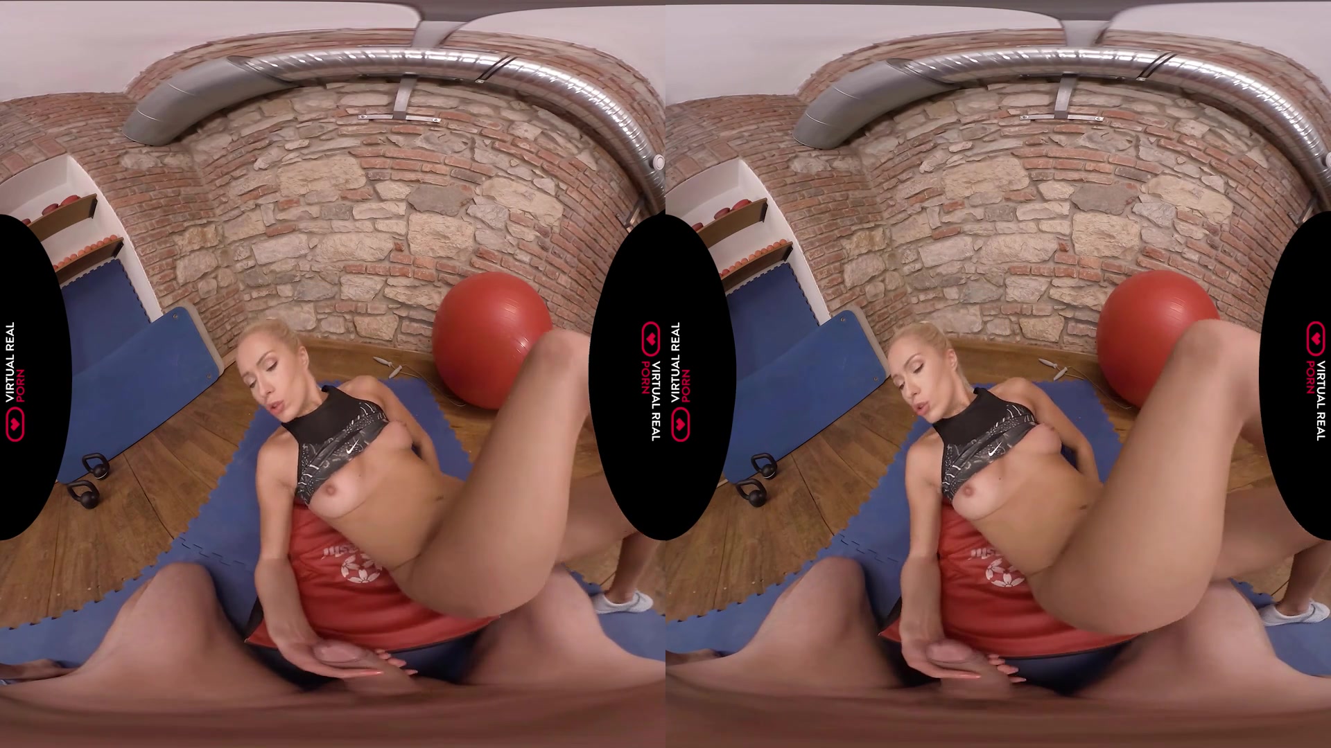Alone in the gym - VirtualRealPorn