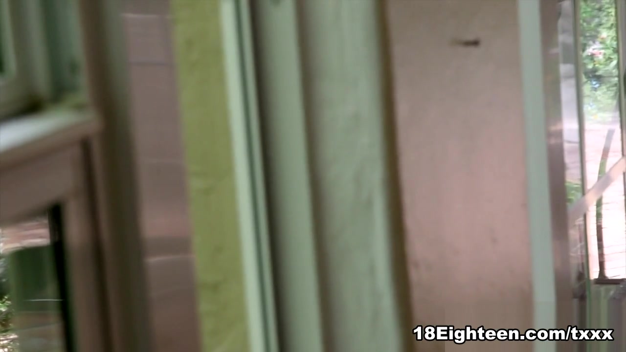 Sexy Stream - Charli Maverick - 18Eighteen