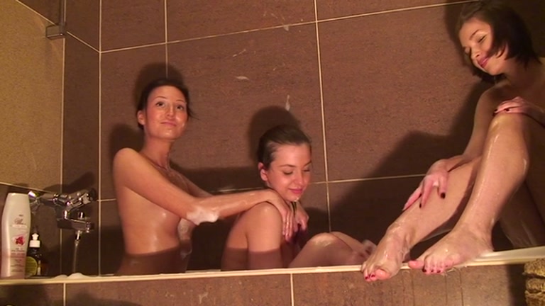 3 college women having sexy lesbo fuck in bath