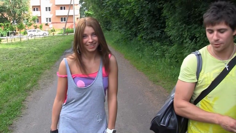 Fucking 18 year old girl in fresh air