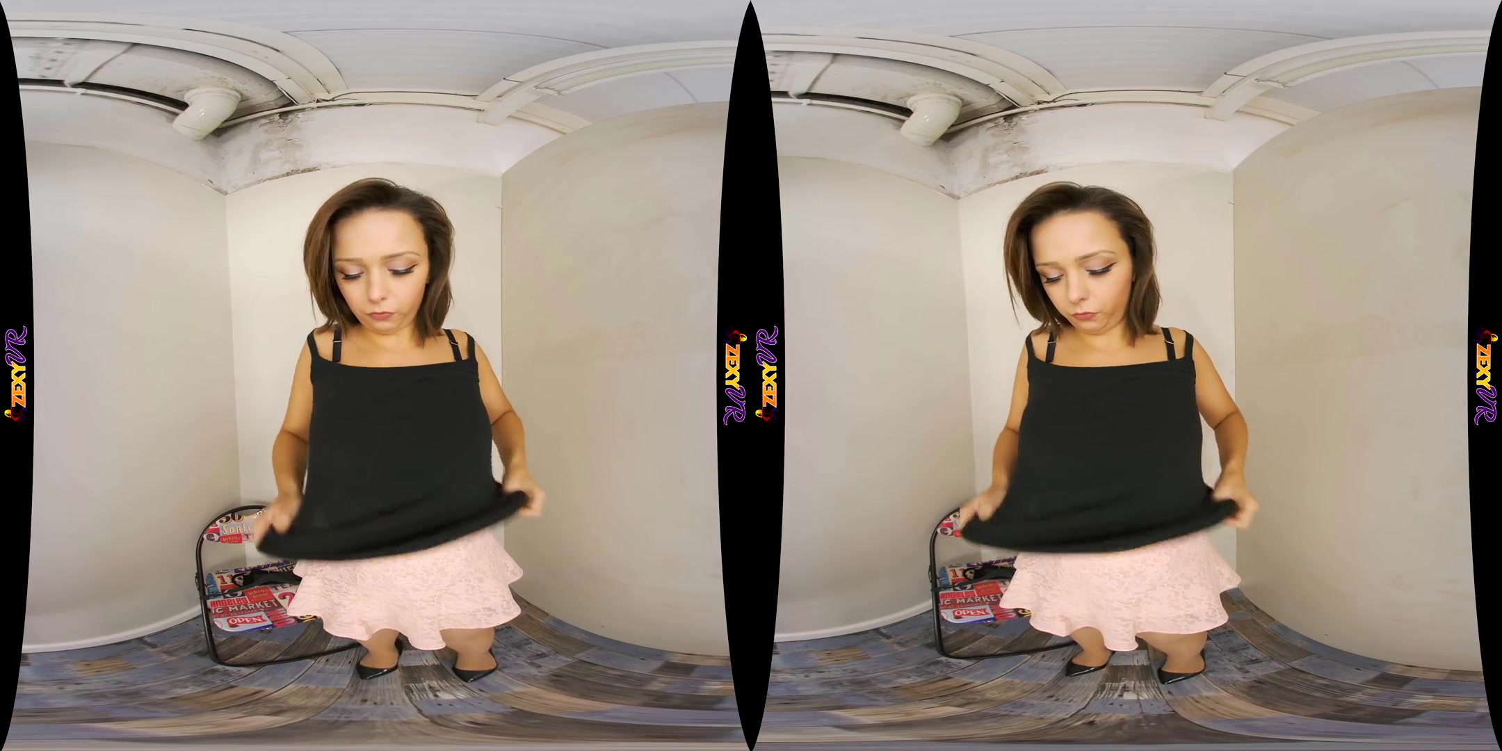 Alice Katz in What To Wear - ZexyVR