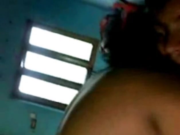 Chocolate-skinned hussy is too insatiable to end the sex