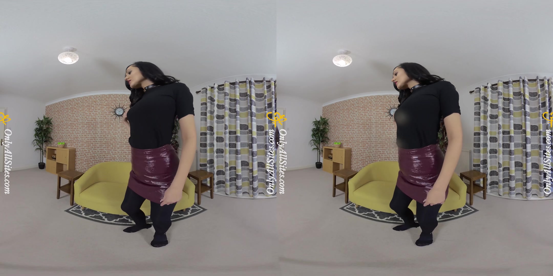 Bonnie - In Pantyhose - OnlyTease