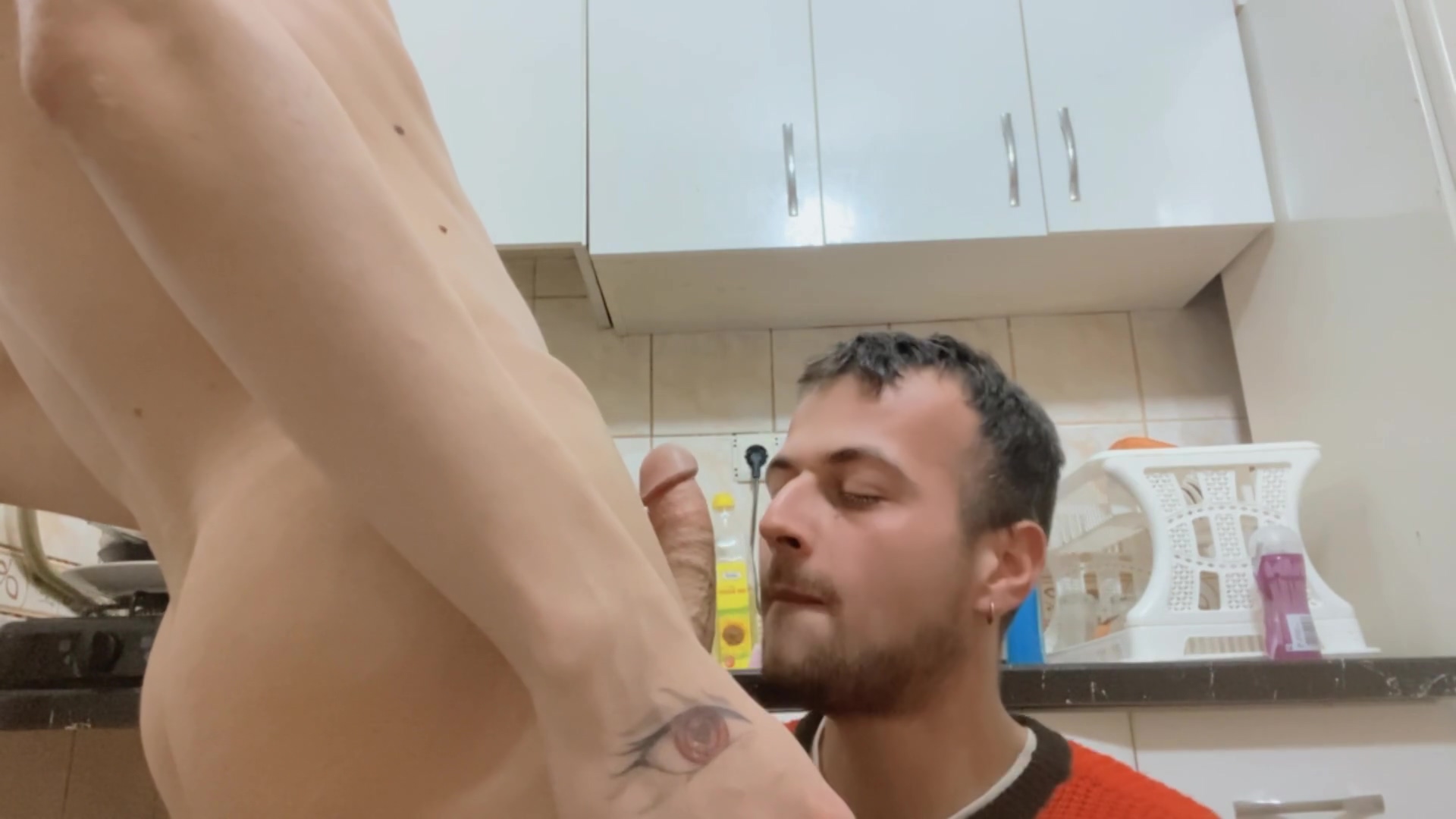 Gay Man Gets Fucked In The Kitchen !
