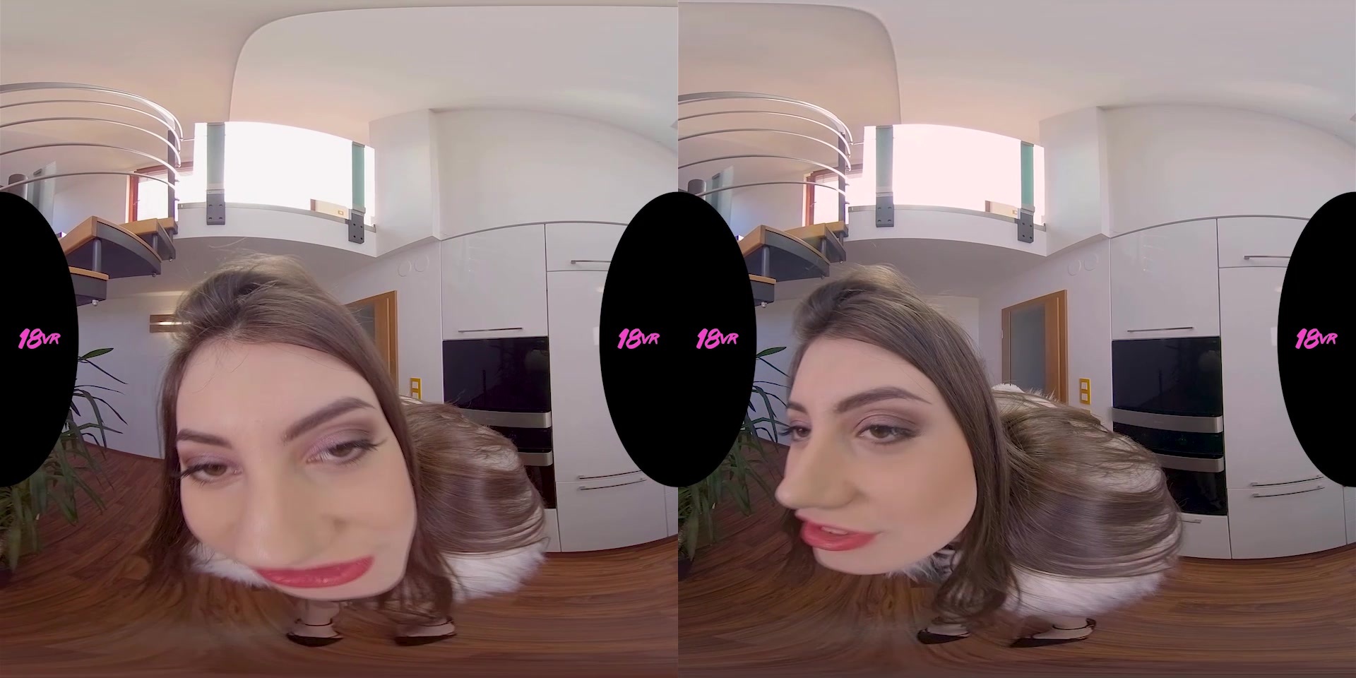 Lina Luxa in La French Touch - 18VR