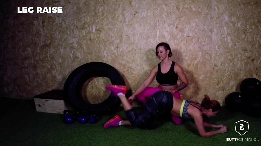 Carla Pons in Leg Raises - ButtFormation