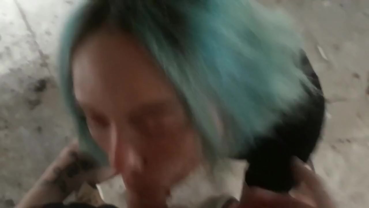 ⭐fucking A Girl In An Abandoned Building