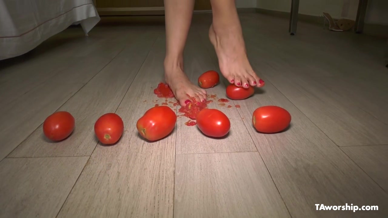 Ambers Tomato Food Foot Fetish - Taworship