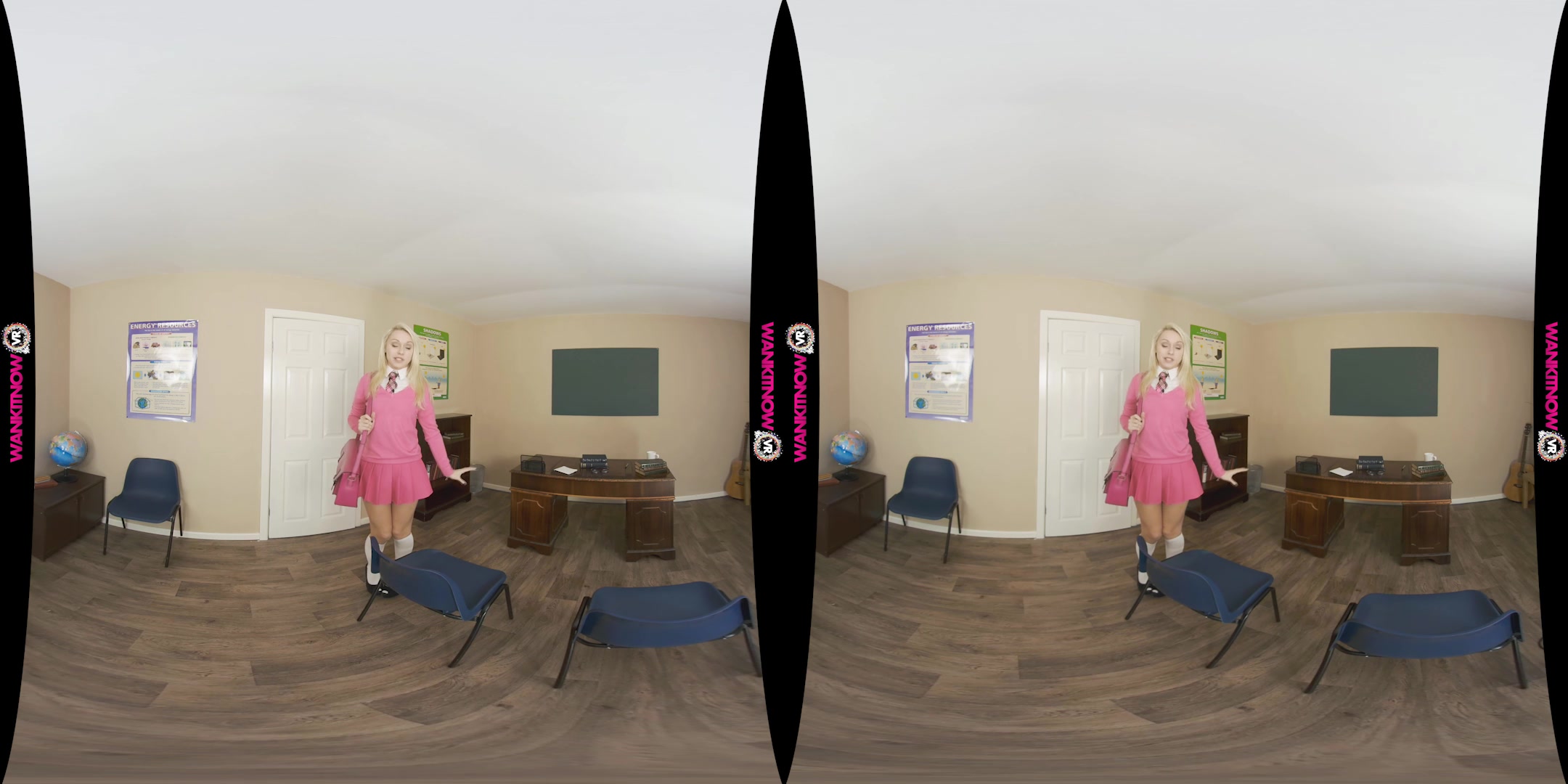 Naughty Pussy Promises featuring Chloe Toy - WankitNowVR